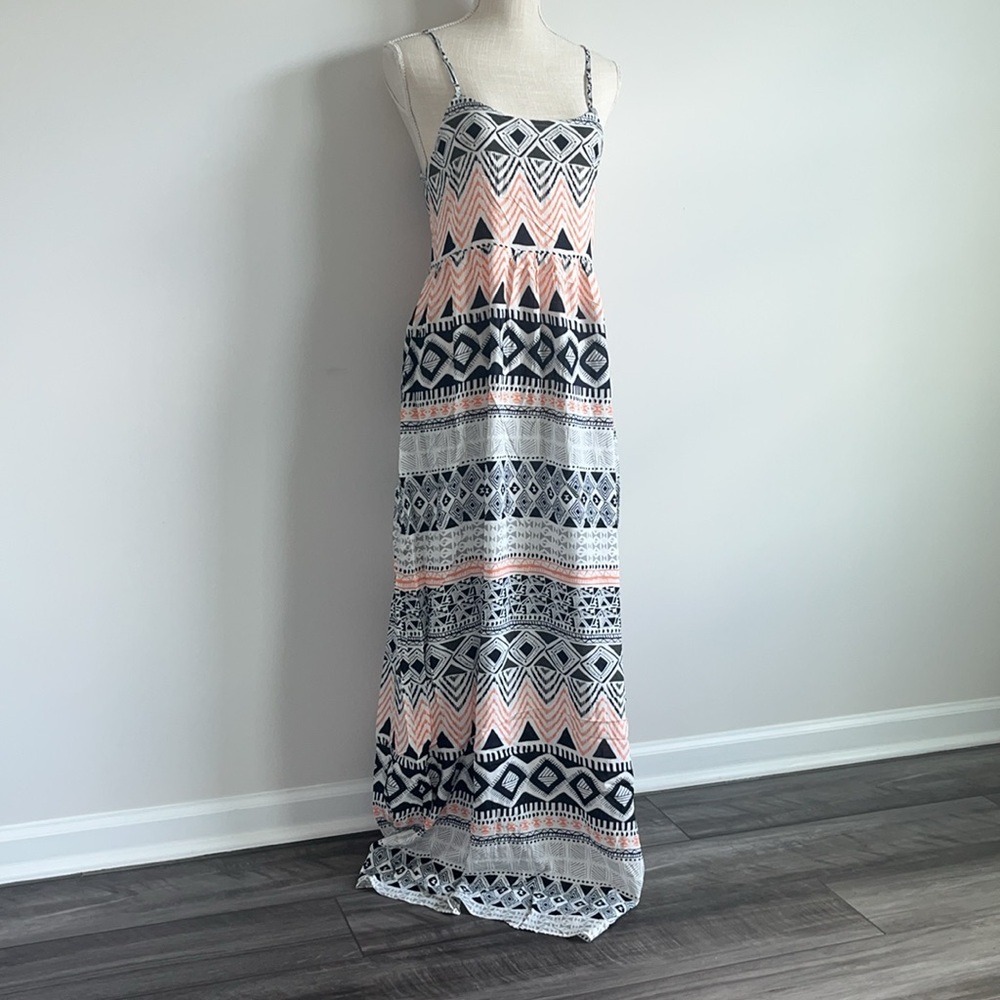 Spaghetti Strap Geo Print Maxi Dress - Picture 6 of 13